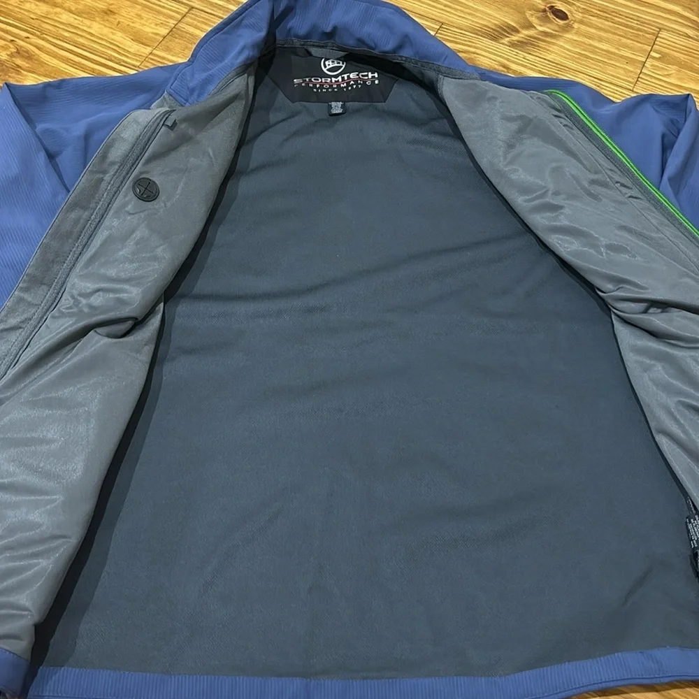 Men’s Stormtech Performance Jacket Size XL